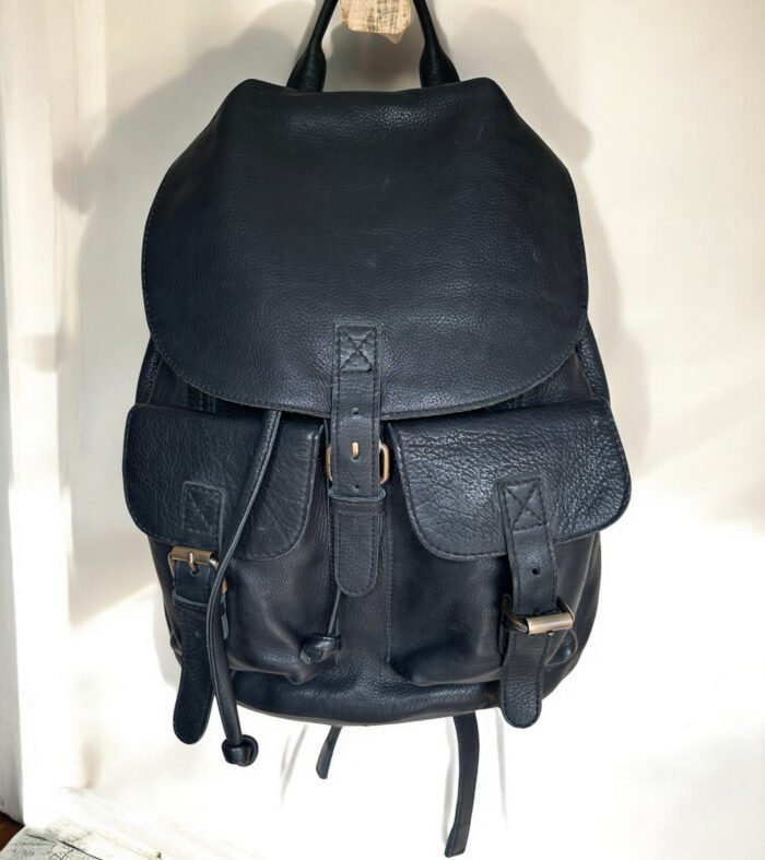 Maymith Classic Leather Rucksack – Timeless Elegance for the Modern Explorer