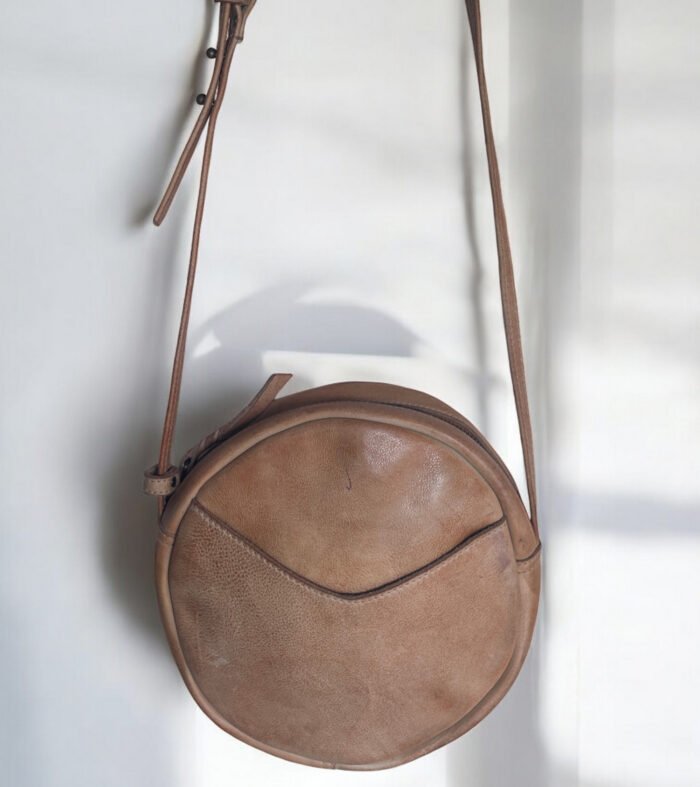Maymith Chic Round Leather Crossbody – A Unique Twist on Everyday Elegance