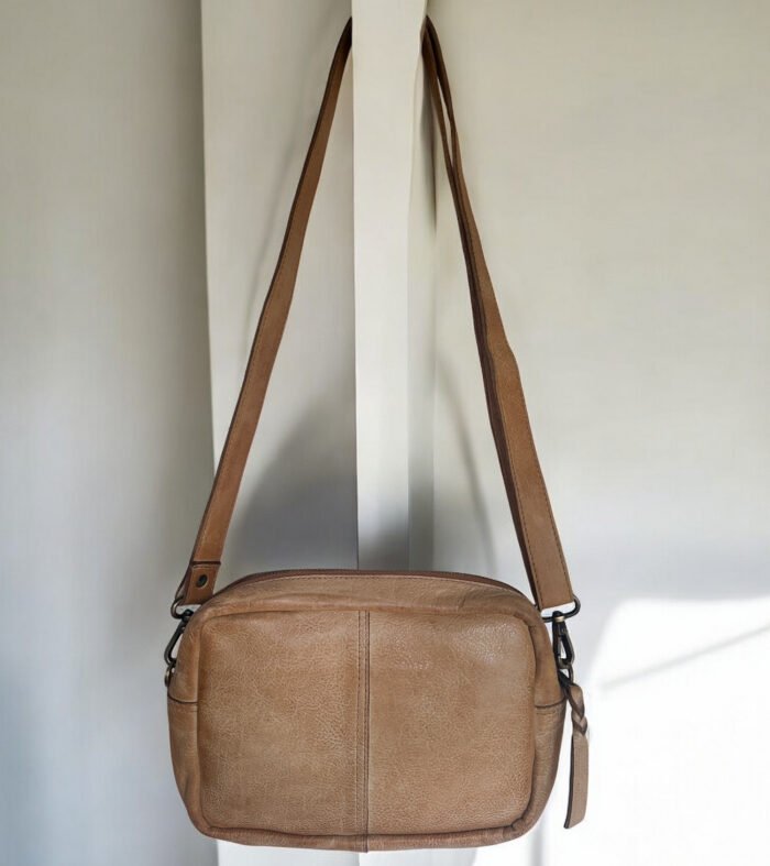 Maymith Classic Leather Crossbody – Effortless Style, Everyday Ease