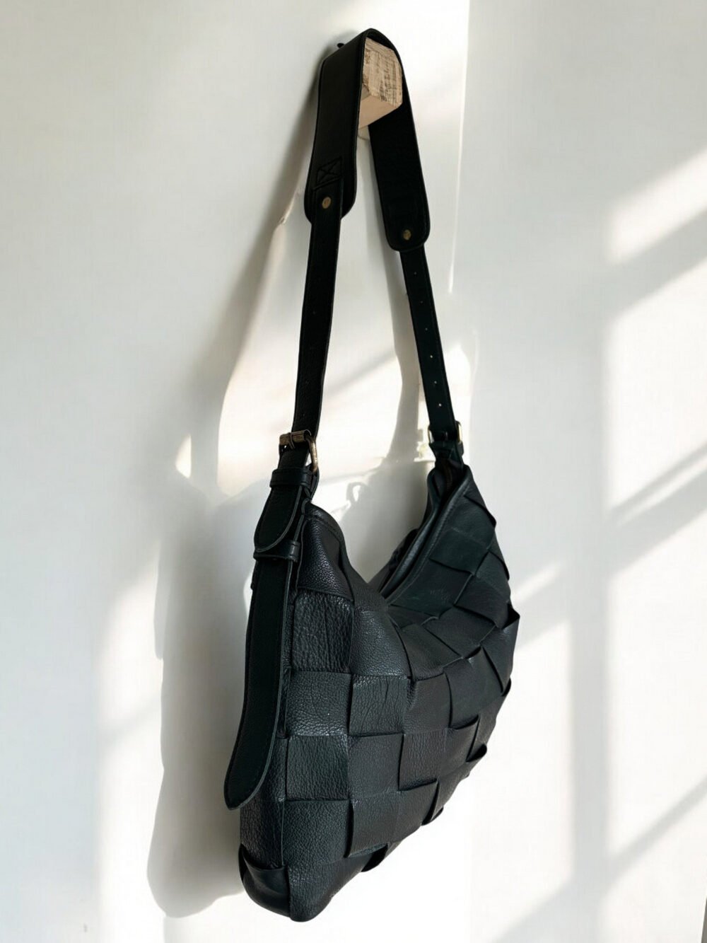 Maymith Luxe Weave Shoulder Bag – Bold, Chic & Timeless - Image 6