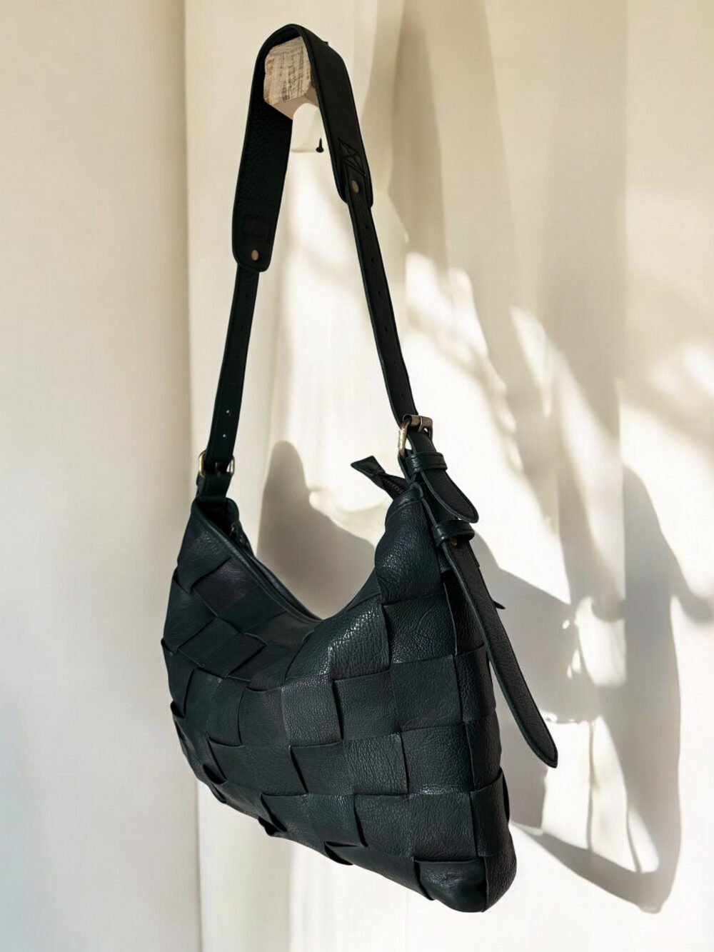 Maymith Luxe Weave Shoulder Bag – Bold, Chic & Timeless - Image 3