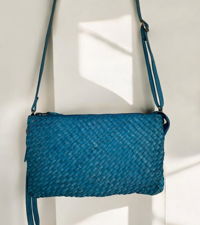 Maymith Woven Elegance Crossbody – The Perfect Blend of Style & Function