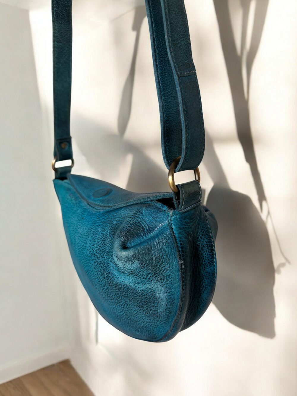 Maymith Moonlit Crossbody – A Statement in Elegance - Image 5