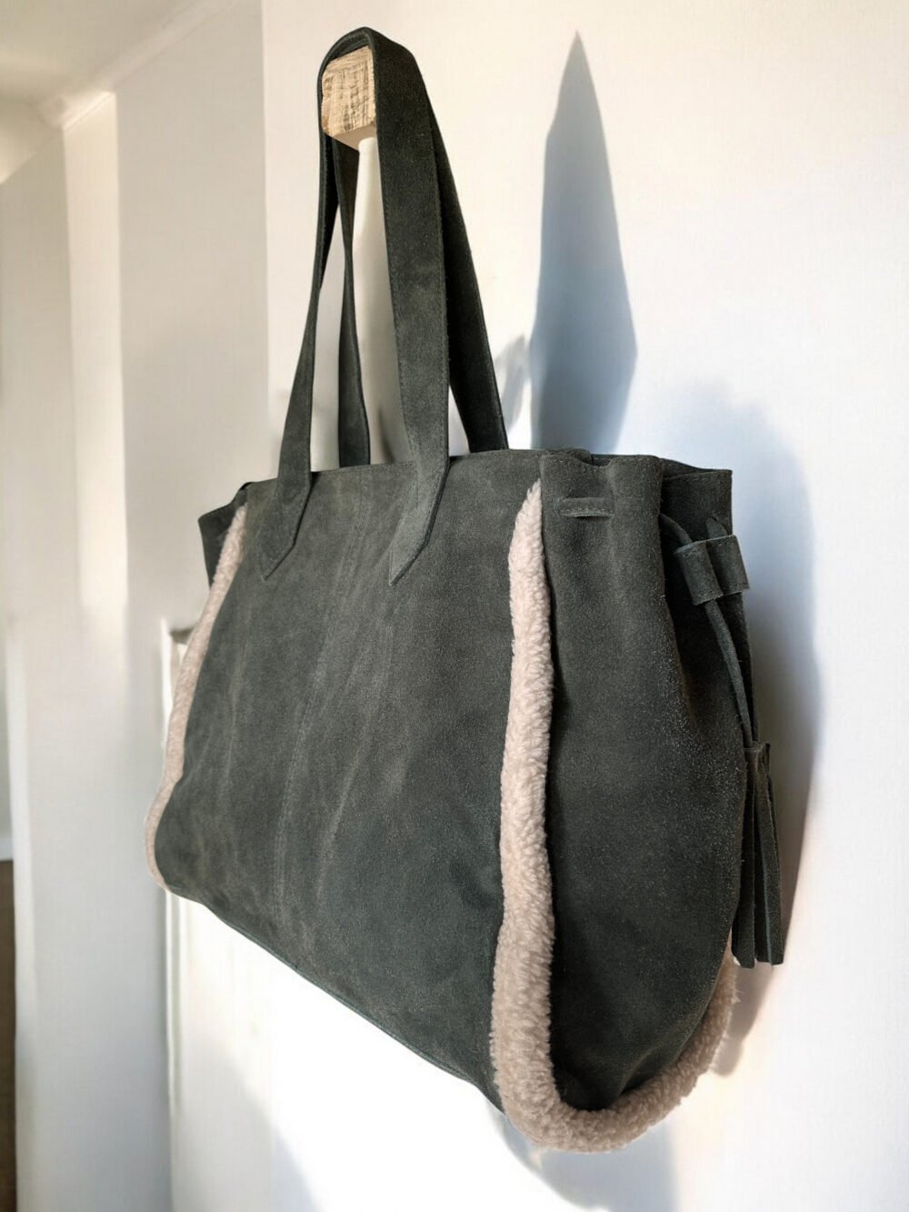 Maymith Luxe Shearling Tote – Cozy Chic Meets Everyday Elegance - Image 5