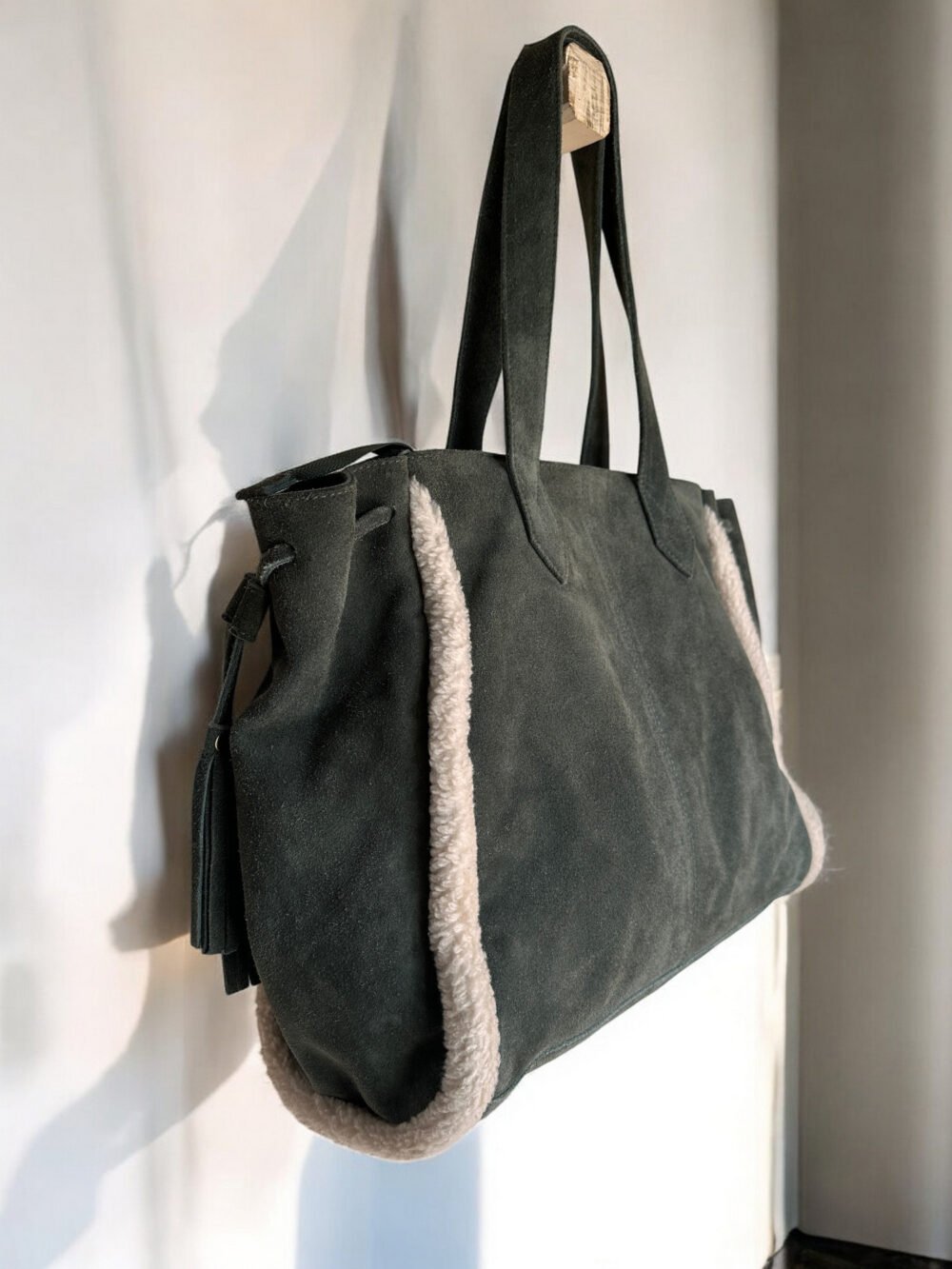 Maymith Luxe Shearling Tote – Cozy Chic Meets Everyday Elegance - Image 3