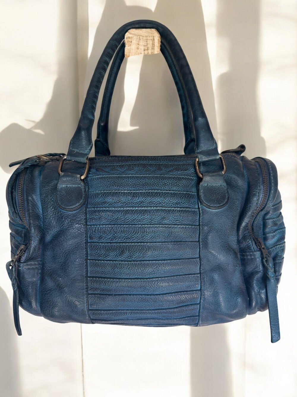 Maymith Luxe Voyager Duffel – Bold Style, Effortless Function - Image 3