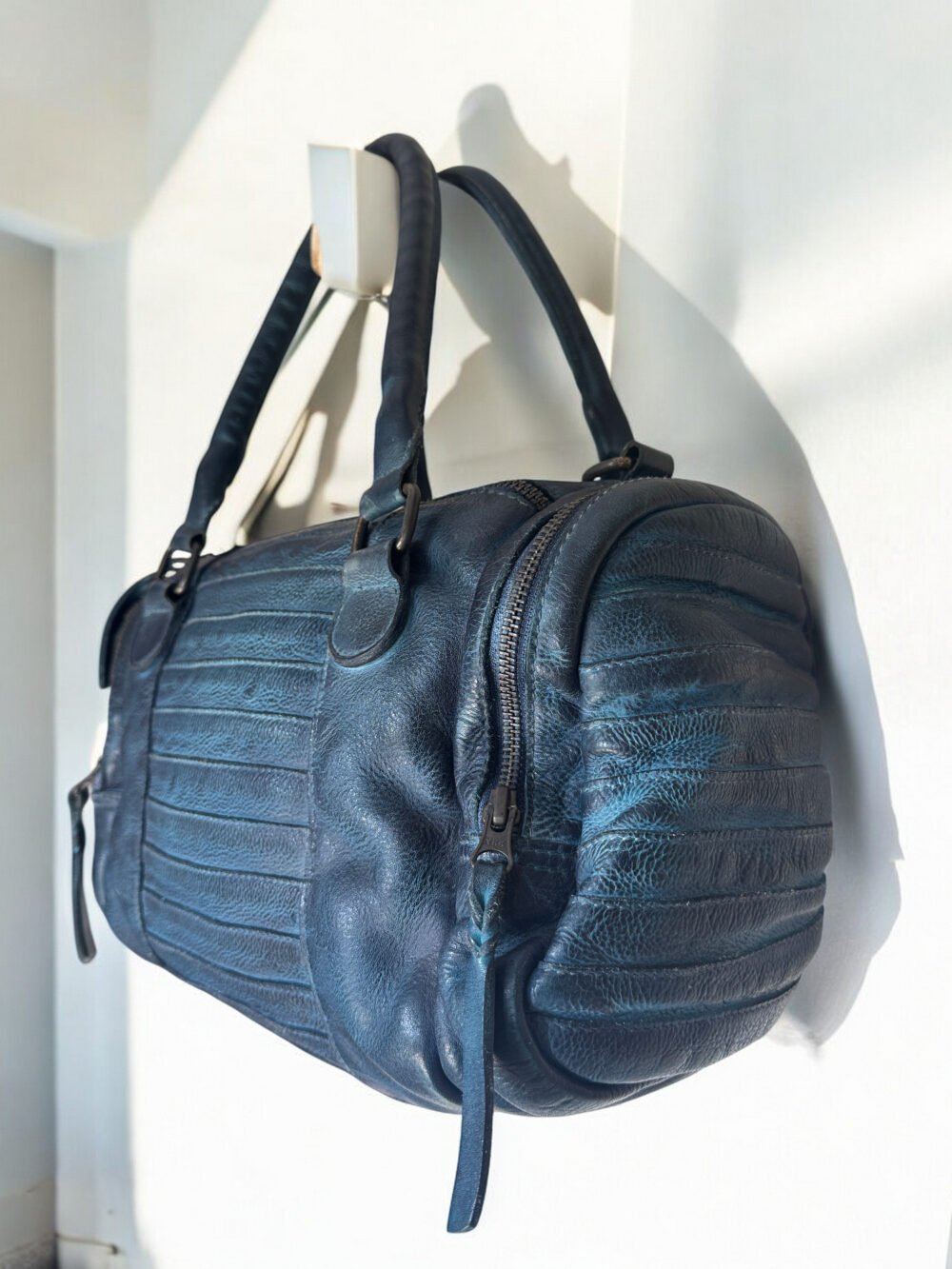 Maymith Luxe Voyager Duffel – Bold Style, Effortless Function - Image 2
