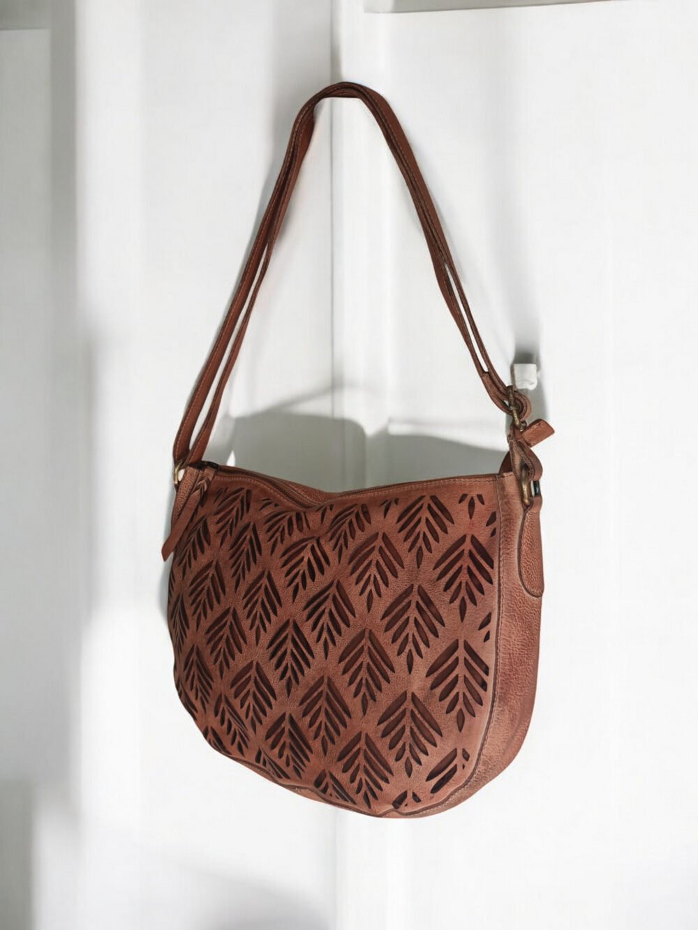 Maymith Terra Cutout Shoulder Bag – Earthy Charm, Effortless Style - Image 3