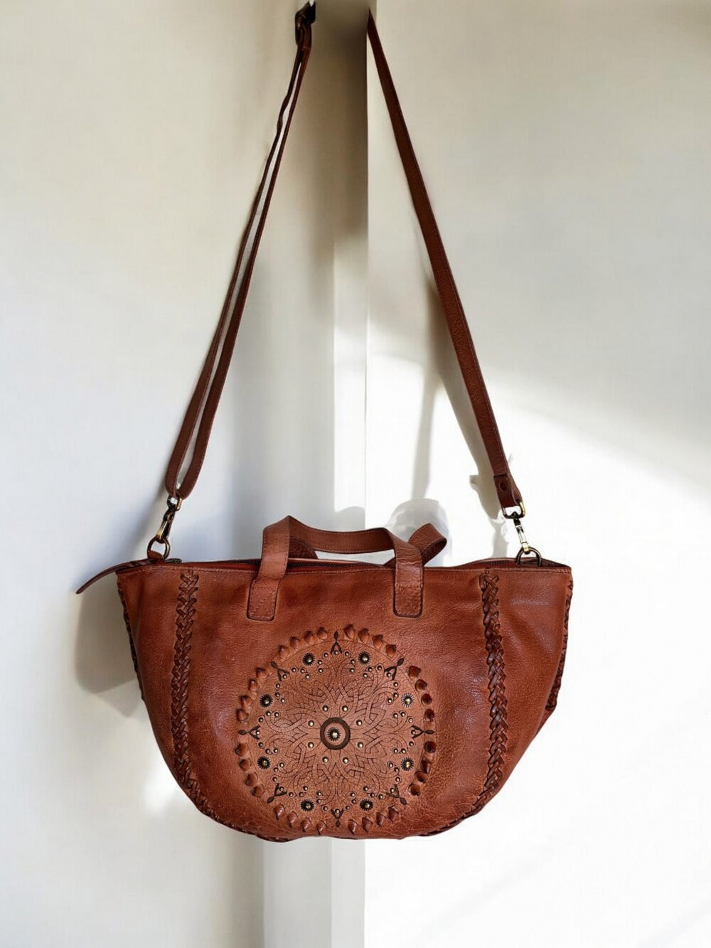 Maymith Boho Chic Tote – Artistry in Every Detail - Image 4
