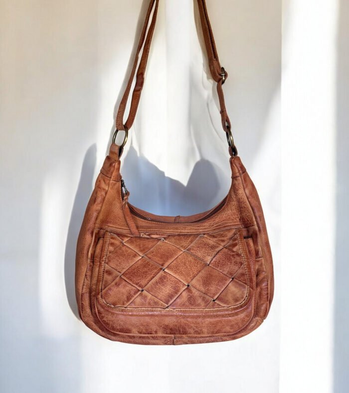 Timeless Handwoven Leather Shoulder Bag – Vintage Charm, Everyday Ease